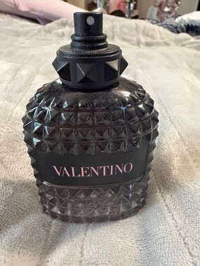 Men’s Valentino Born in Roma Matte Black Studded Bottle with Pink Logo